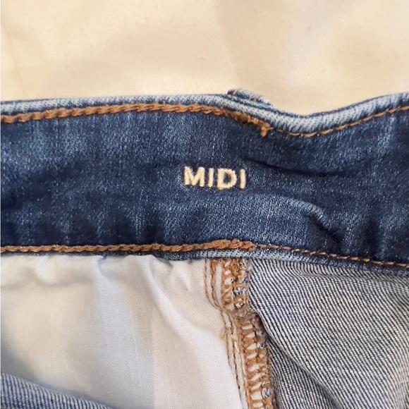 American Eagle jean shorts size 16 used good condition. - Picture 2 of 5